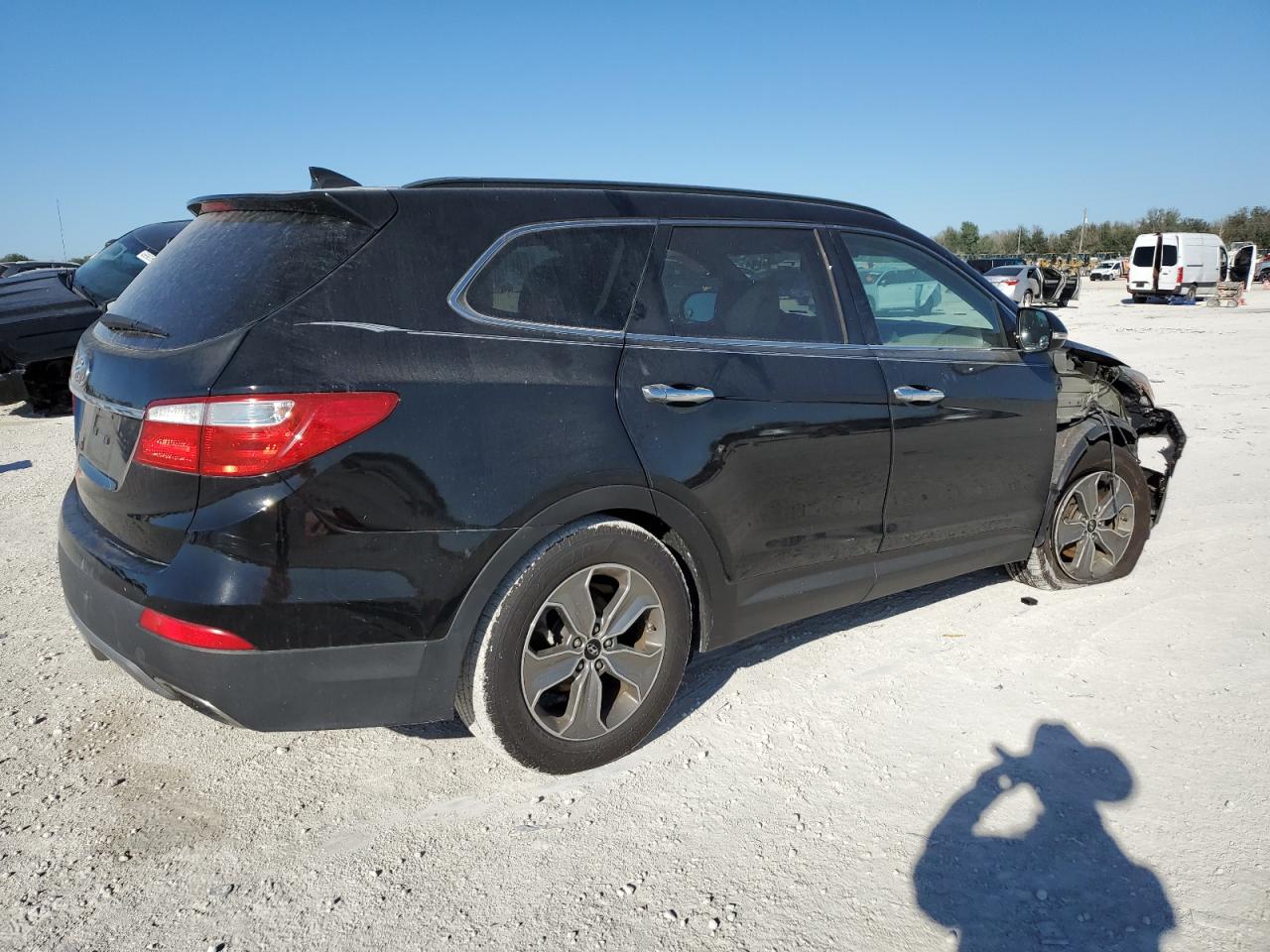 2013 Hyundai Santa Fe - Image 3