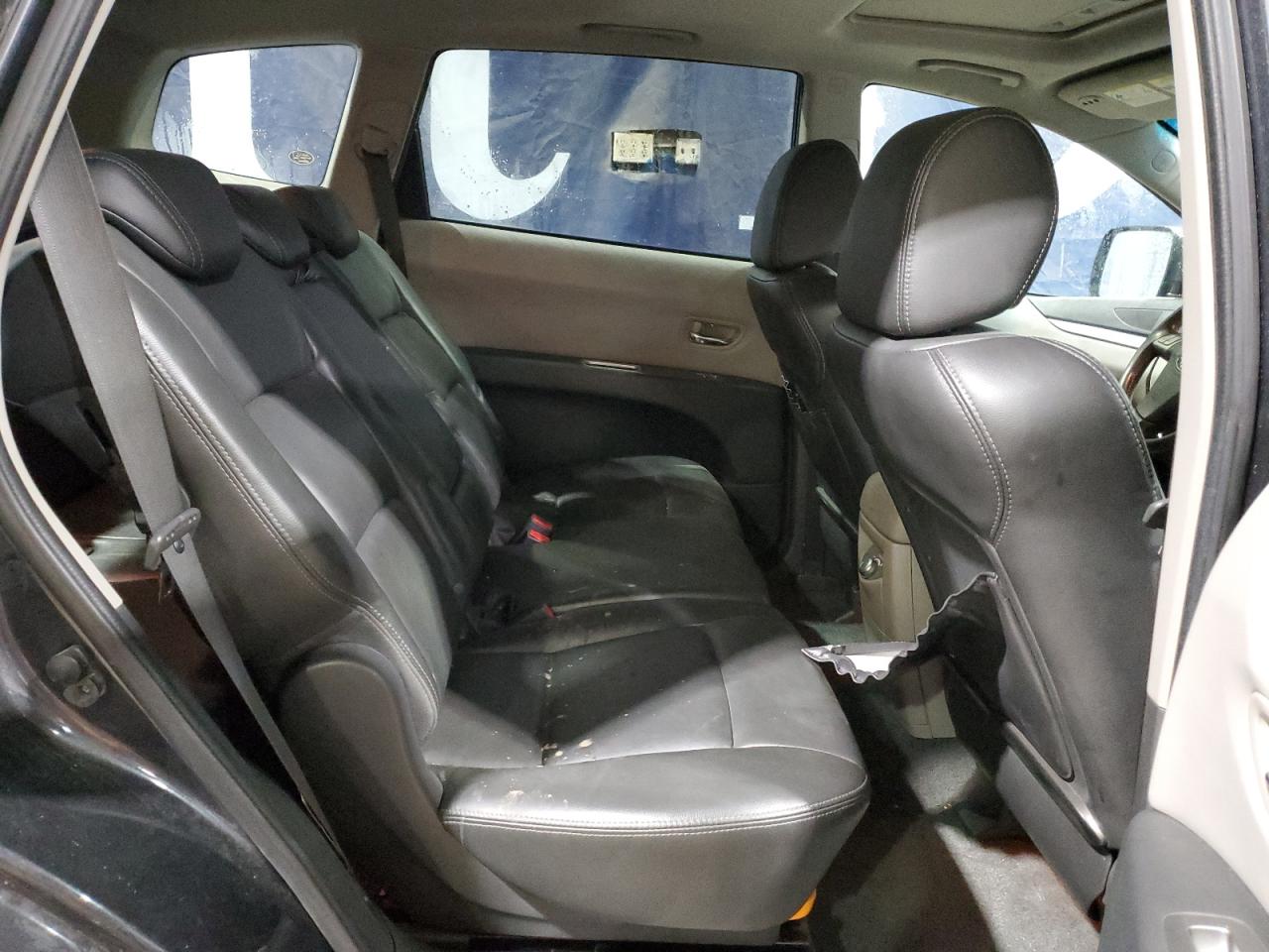 2008 Subaru Tribeca - Image 11