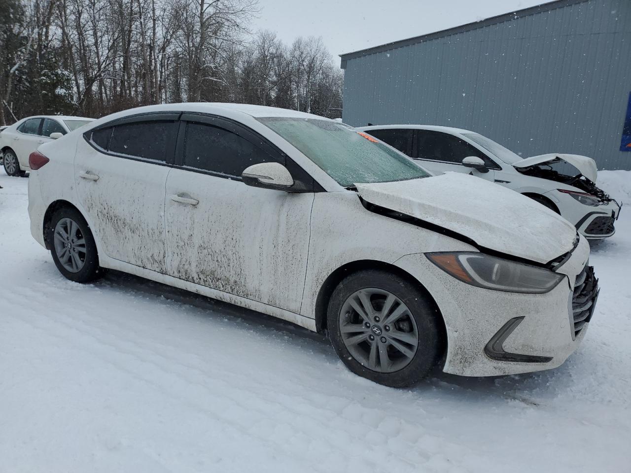 2017 Hyundai Elantra - Image 4