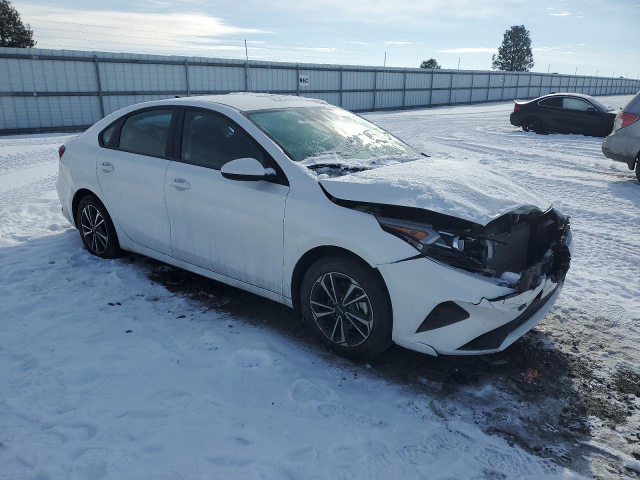 2024 Kia Forte - Image 4