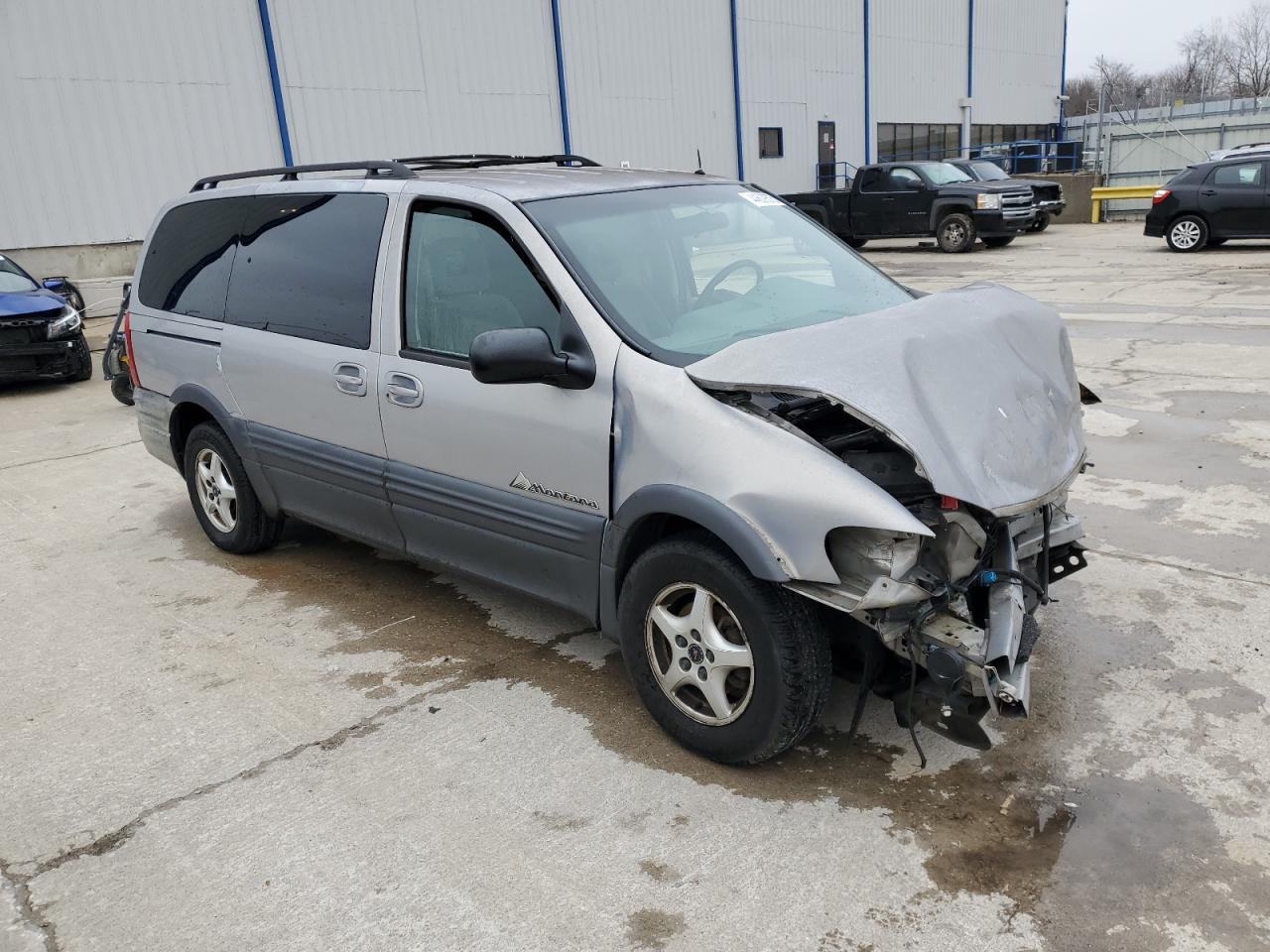2001 Pontiac Montana - Image 4