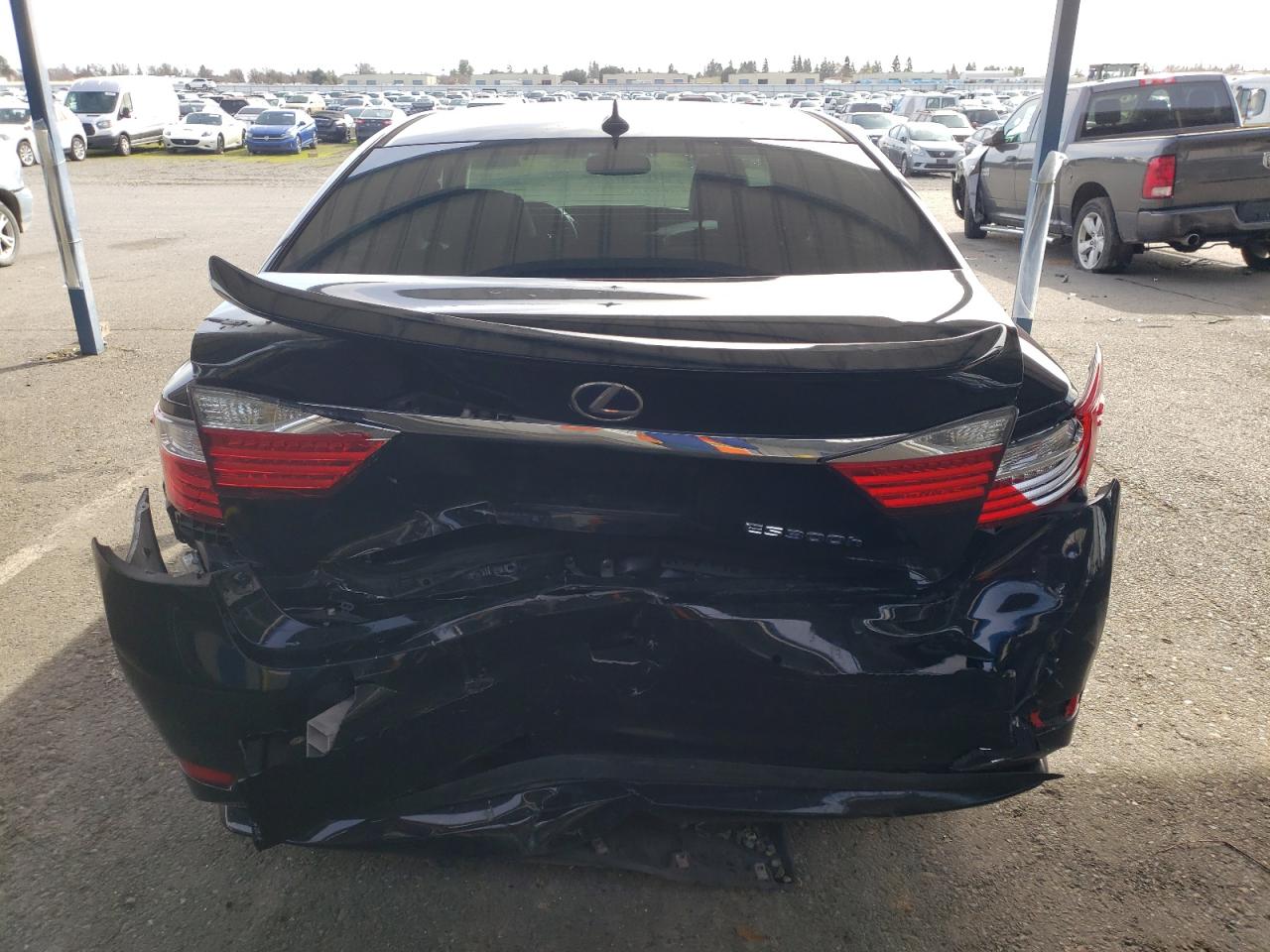 2014 Lexus ES - Image 6