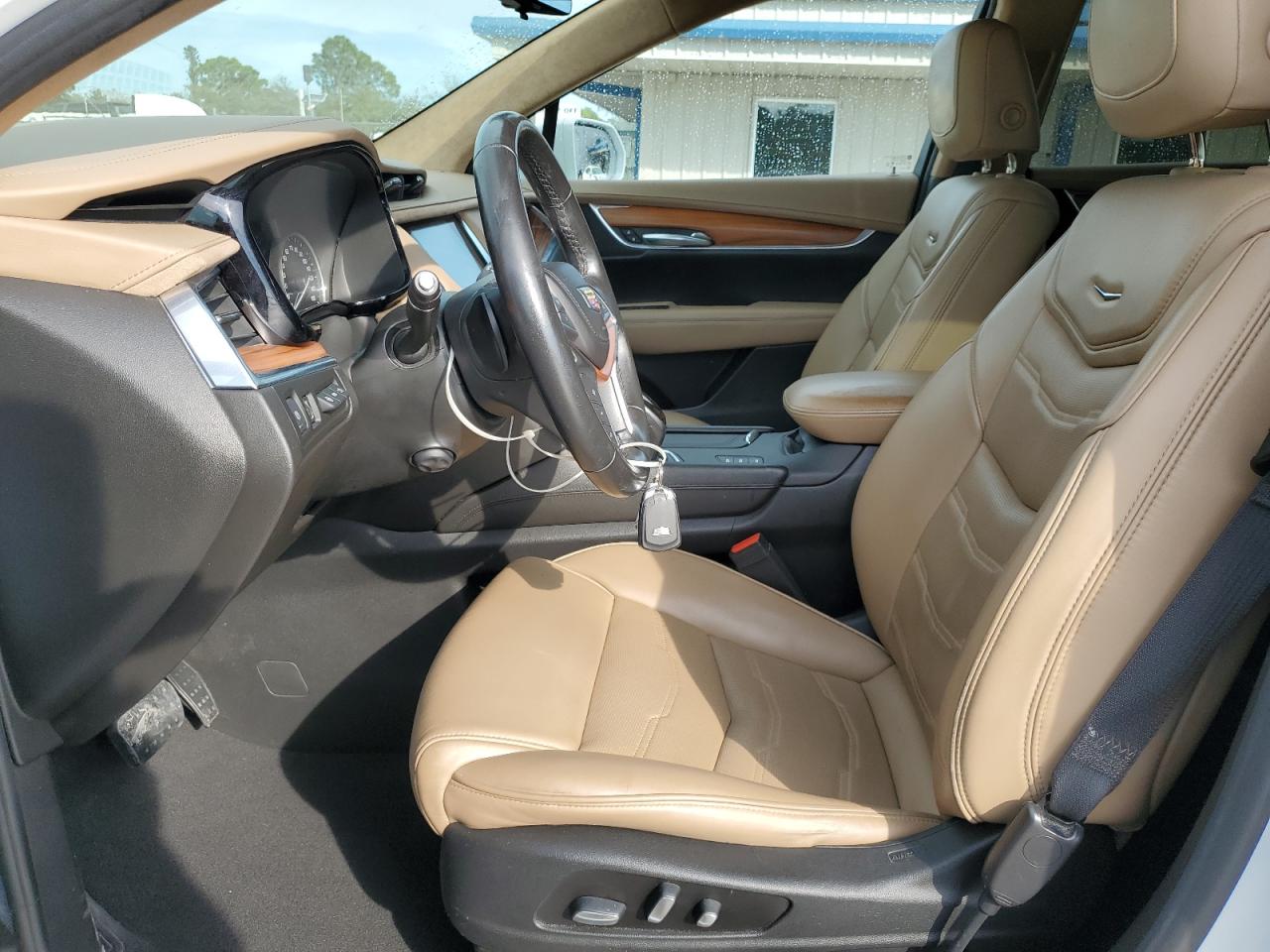 2019 Cadillac XT5 - Image 7