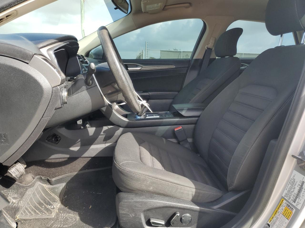 2017 Ford Fusion - Image 7