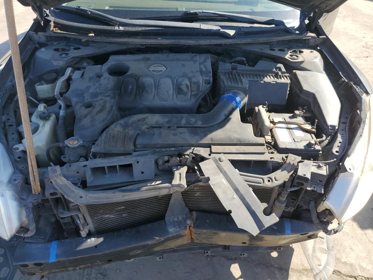2012 Nissan Altima - Image 11
