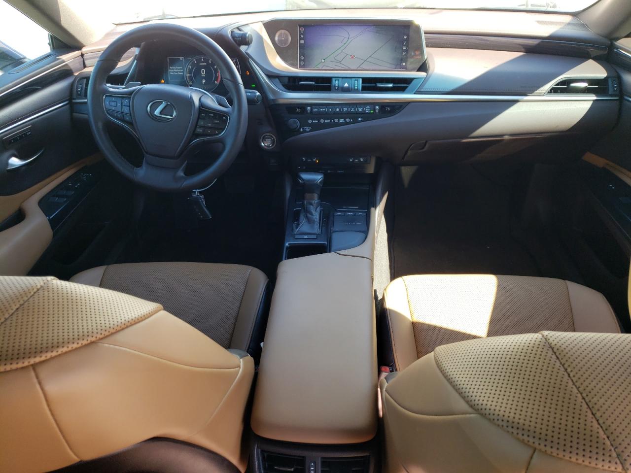 2020 Lexus ES - Image 8