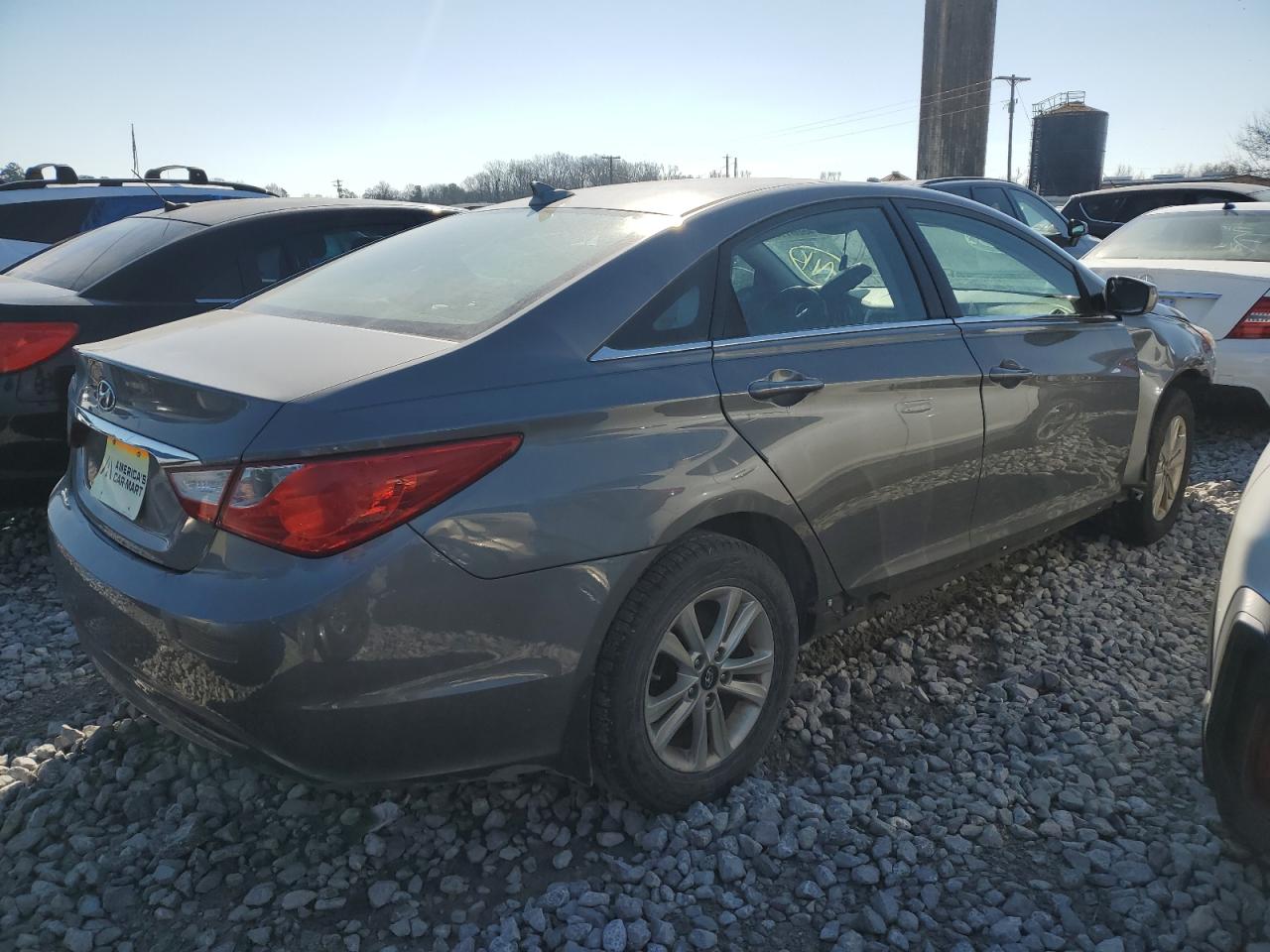 2012 Hyundai Sonata - Image 3