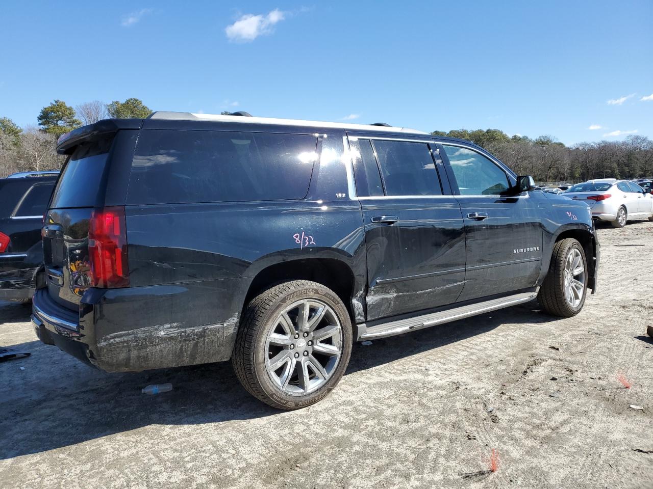 2015 Chevrolet Suburban - Image 3