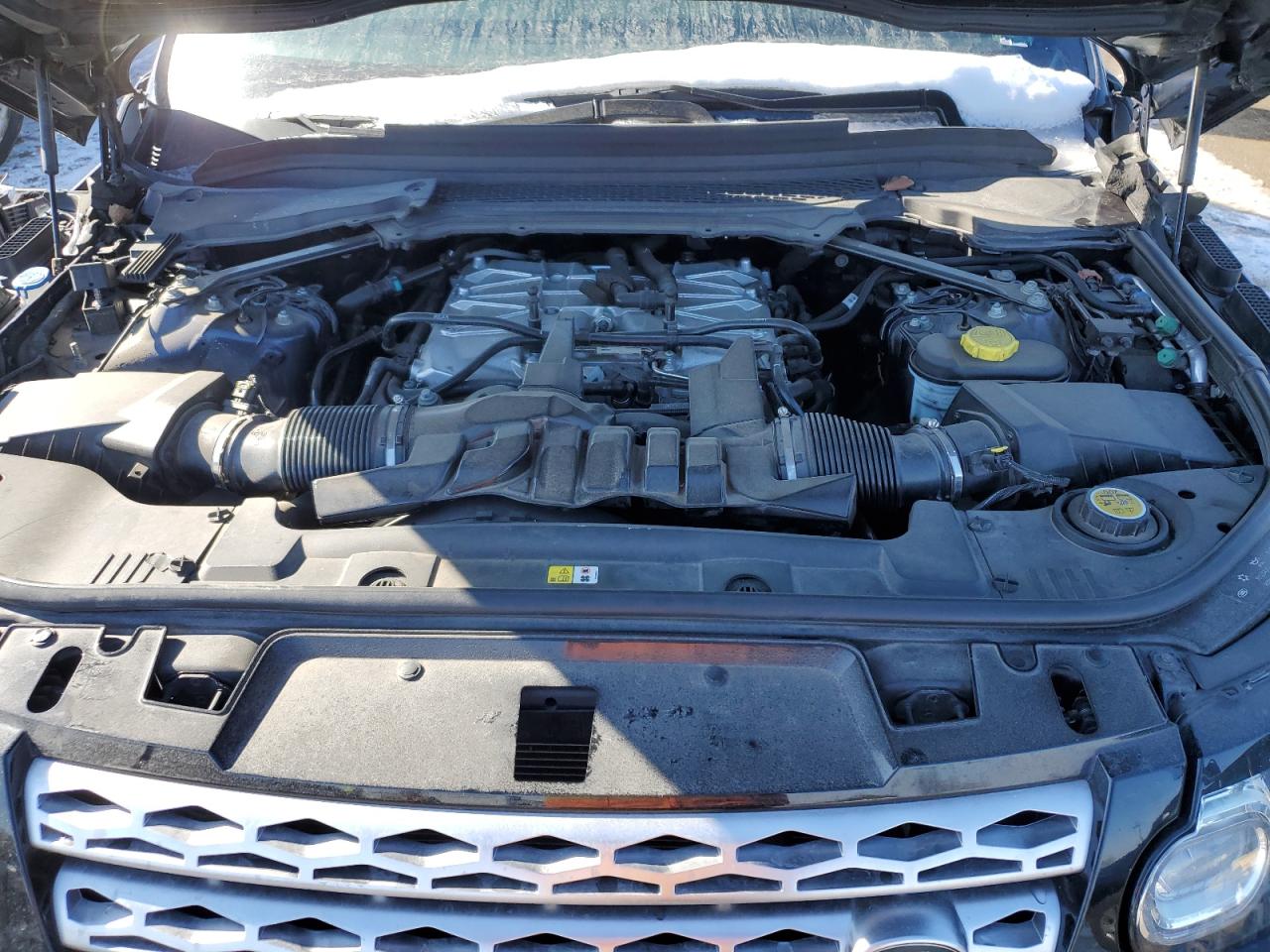2014 Land Rover Range Rover - Image 12