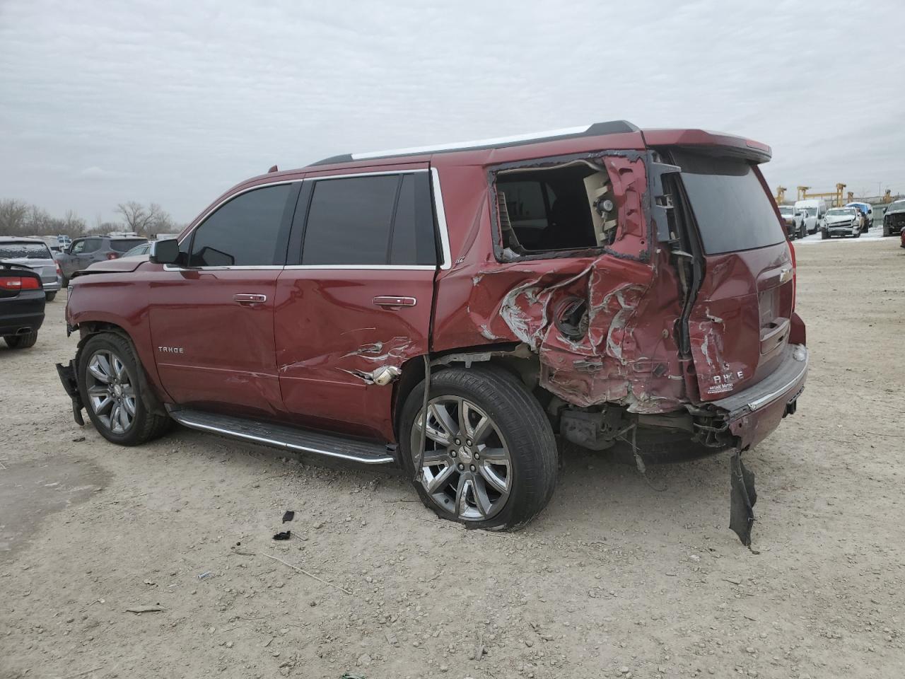 2016 Chevrolet Tahoe - Image 2