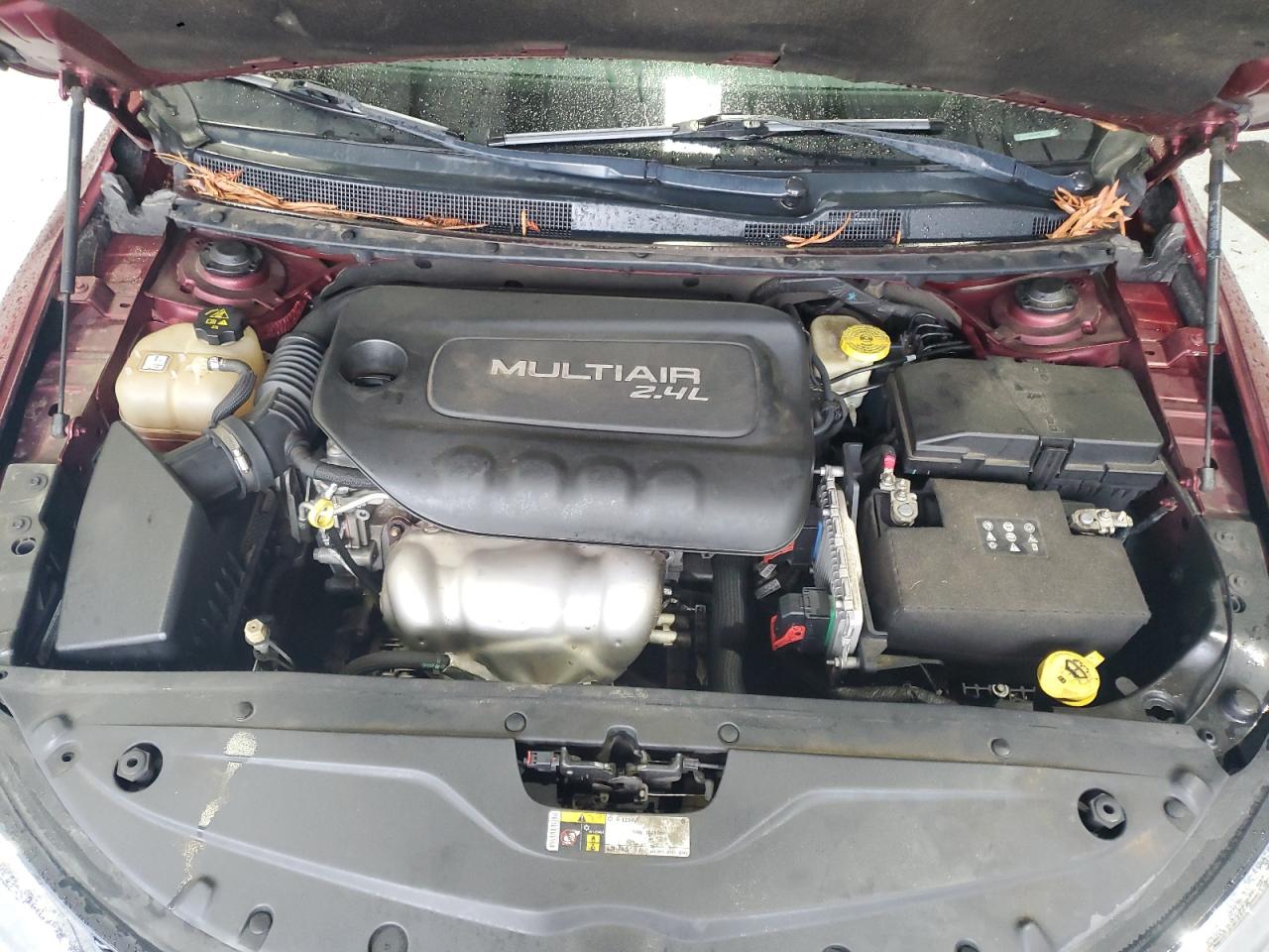 2015 Chrysler 200 - Image 11