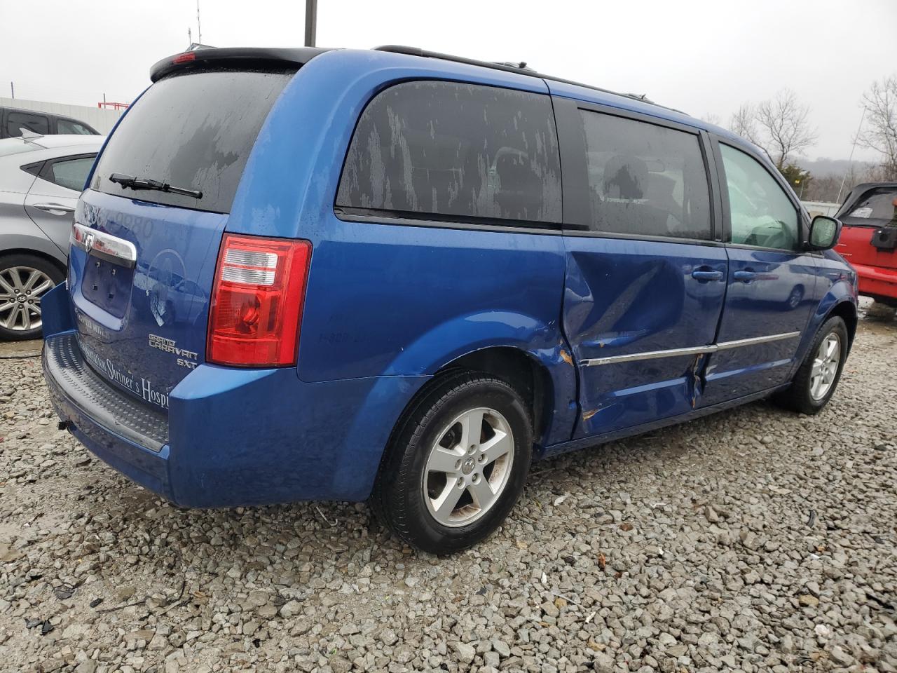 2010 Dodge Caravan - Image 3