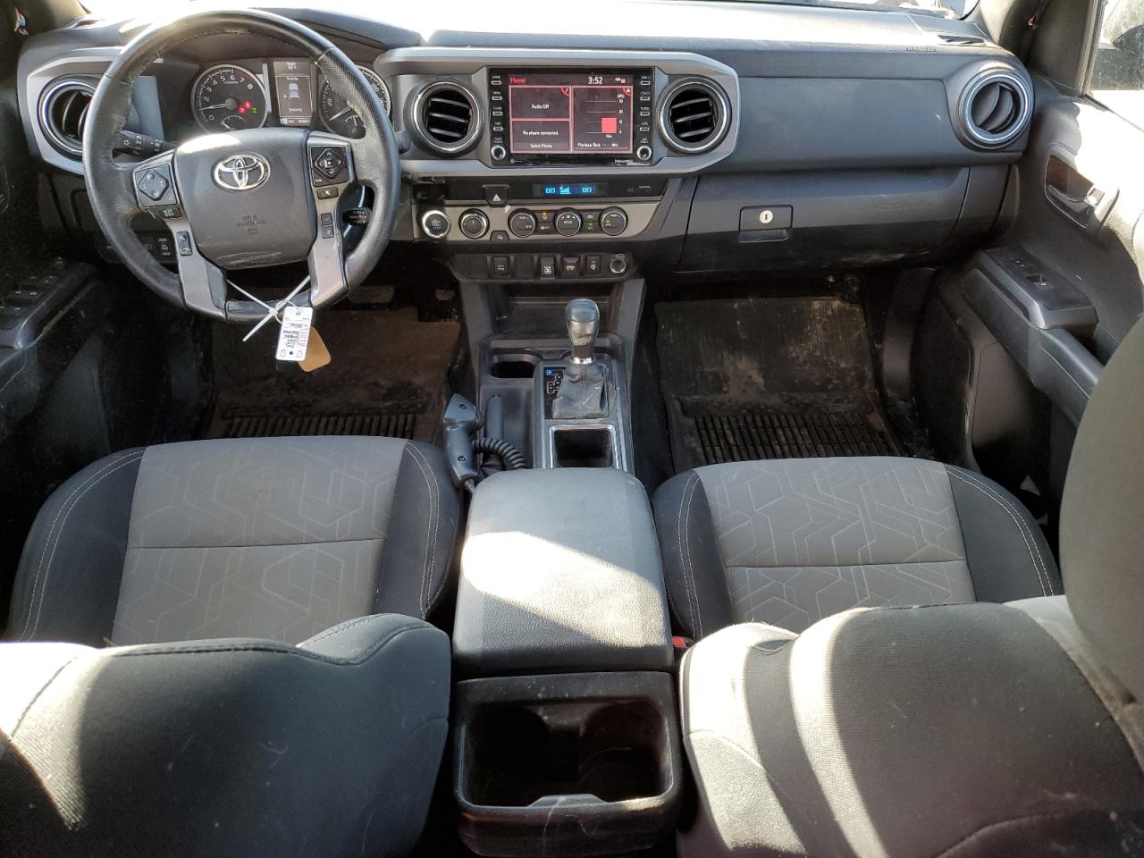 2022 Toyota Tacoma - Image 8