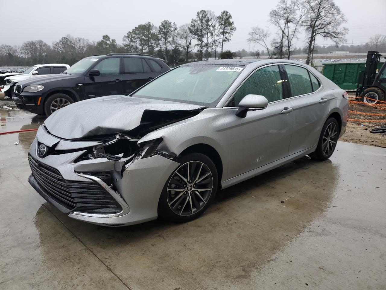 2022 Toyota Camry - Image 1