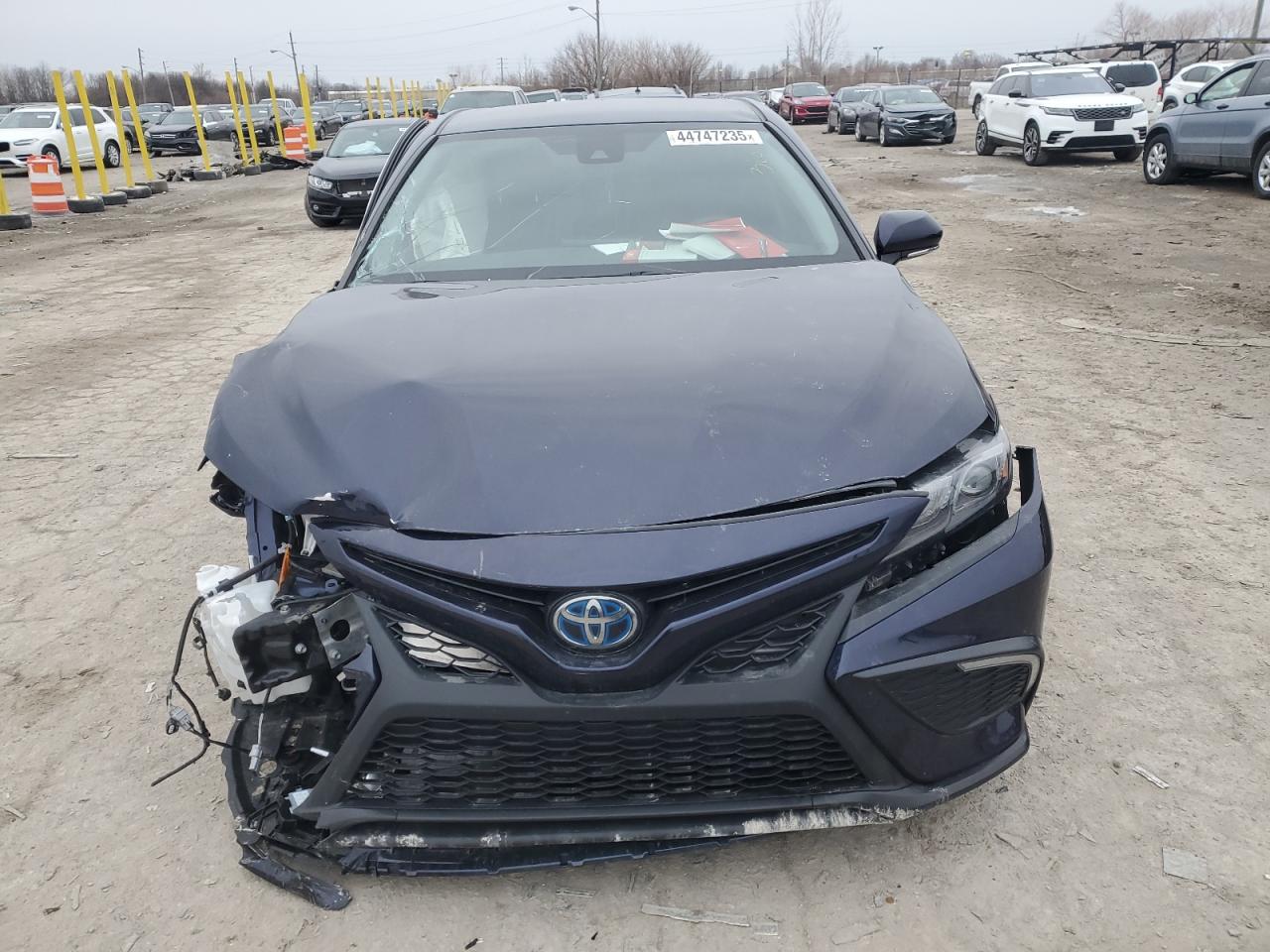 2022 Toyota Camry - Image 5