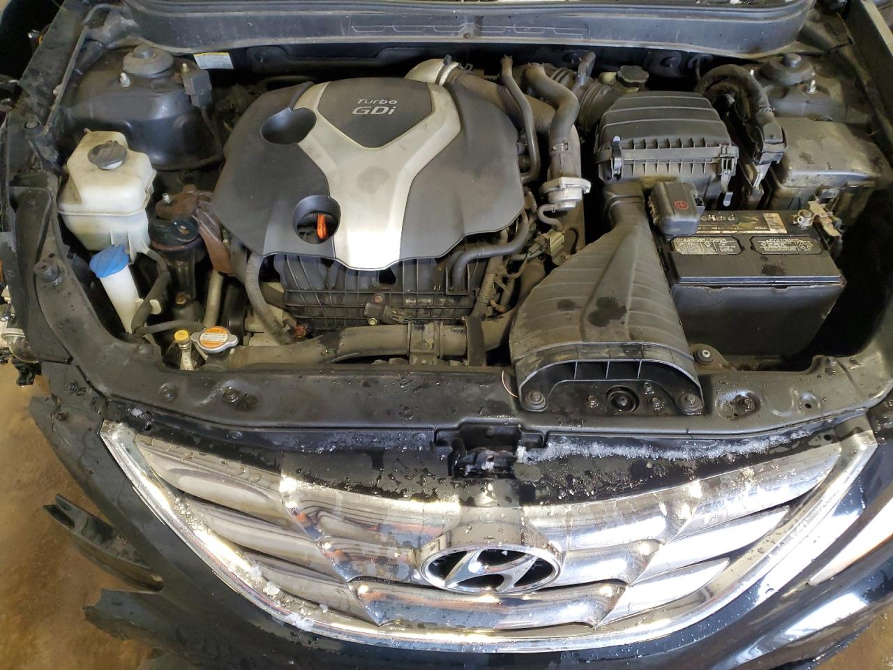 2013 Hyundai Sonata - Image 11