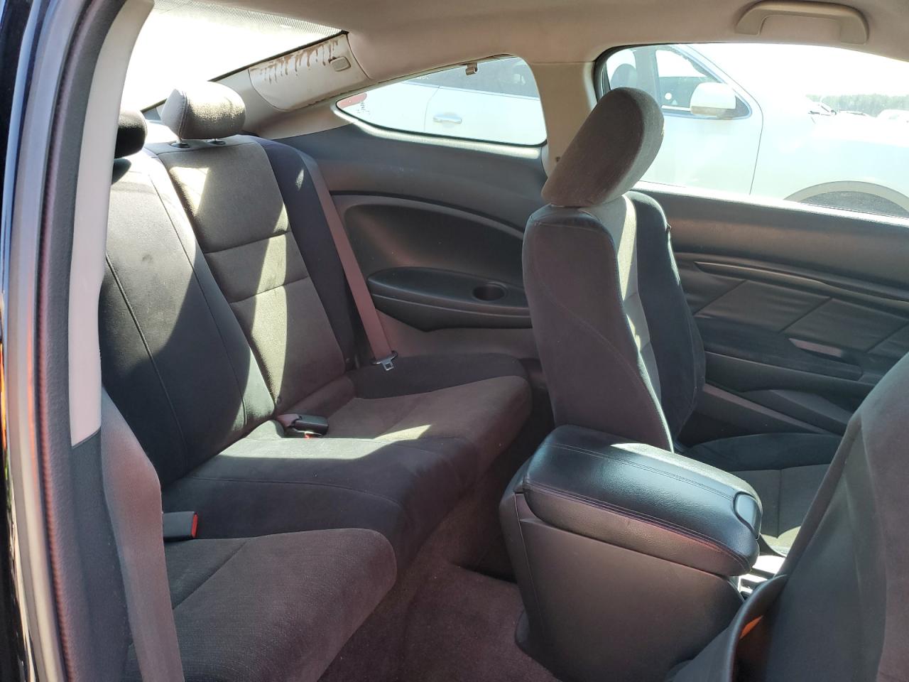 2009 Honda Accord - Image 10