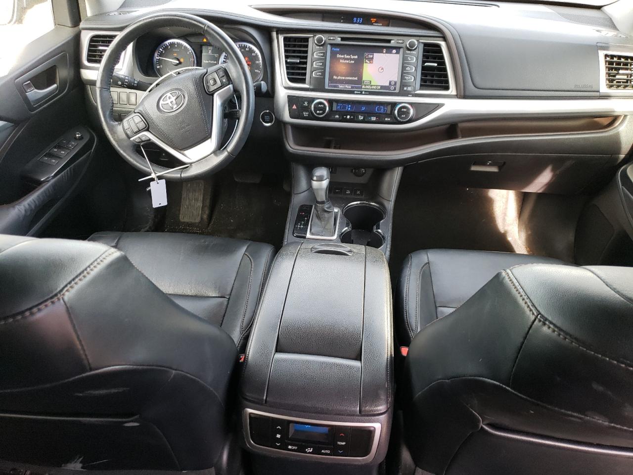 2015 Toyota Highlander - Image 8