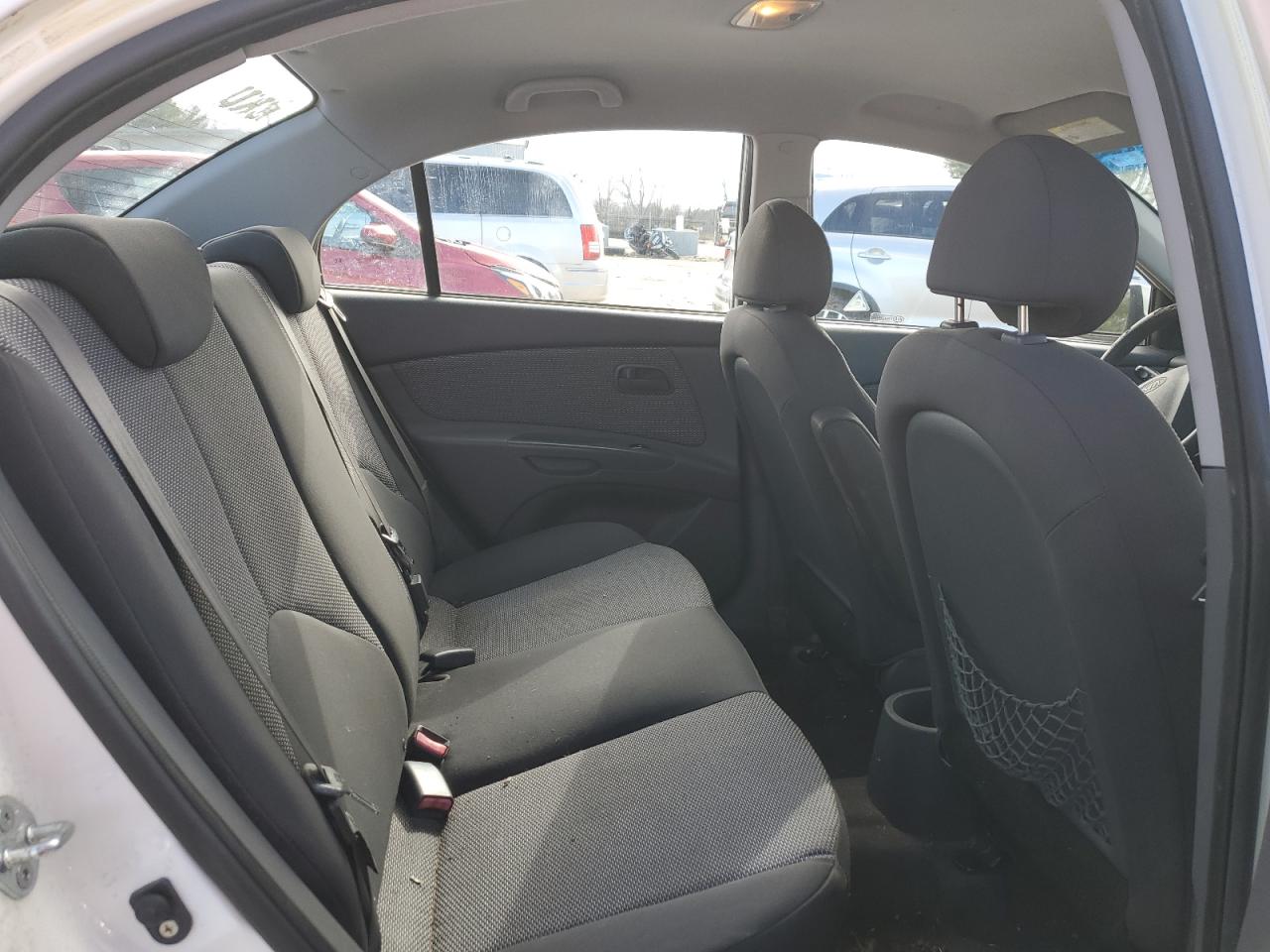 2009 Kia Rio - Image 11