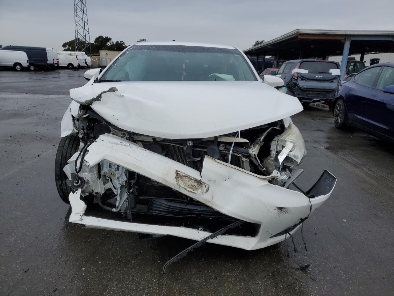 2012 Toyota Camry - Image 5