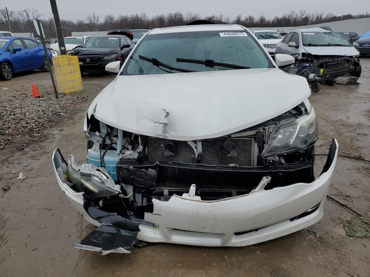 2014 Toyota Camry - Image 5
