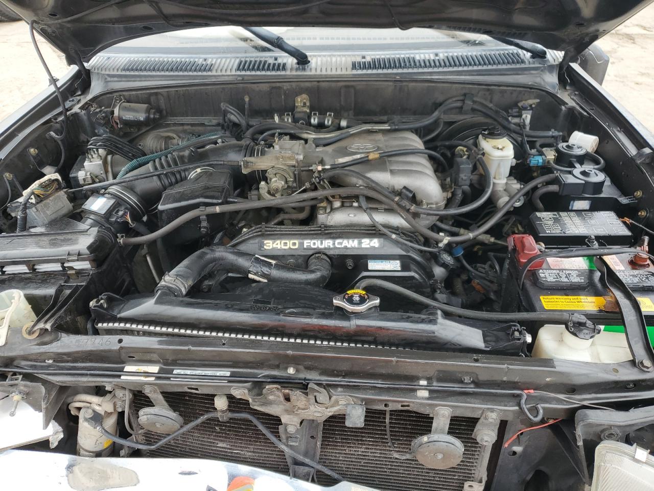 1998 Toyota 4Runner - Image 13