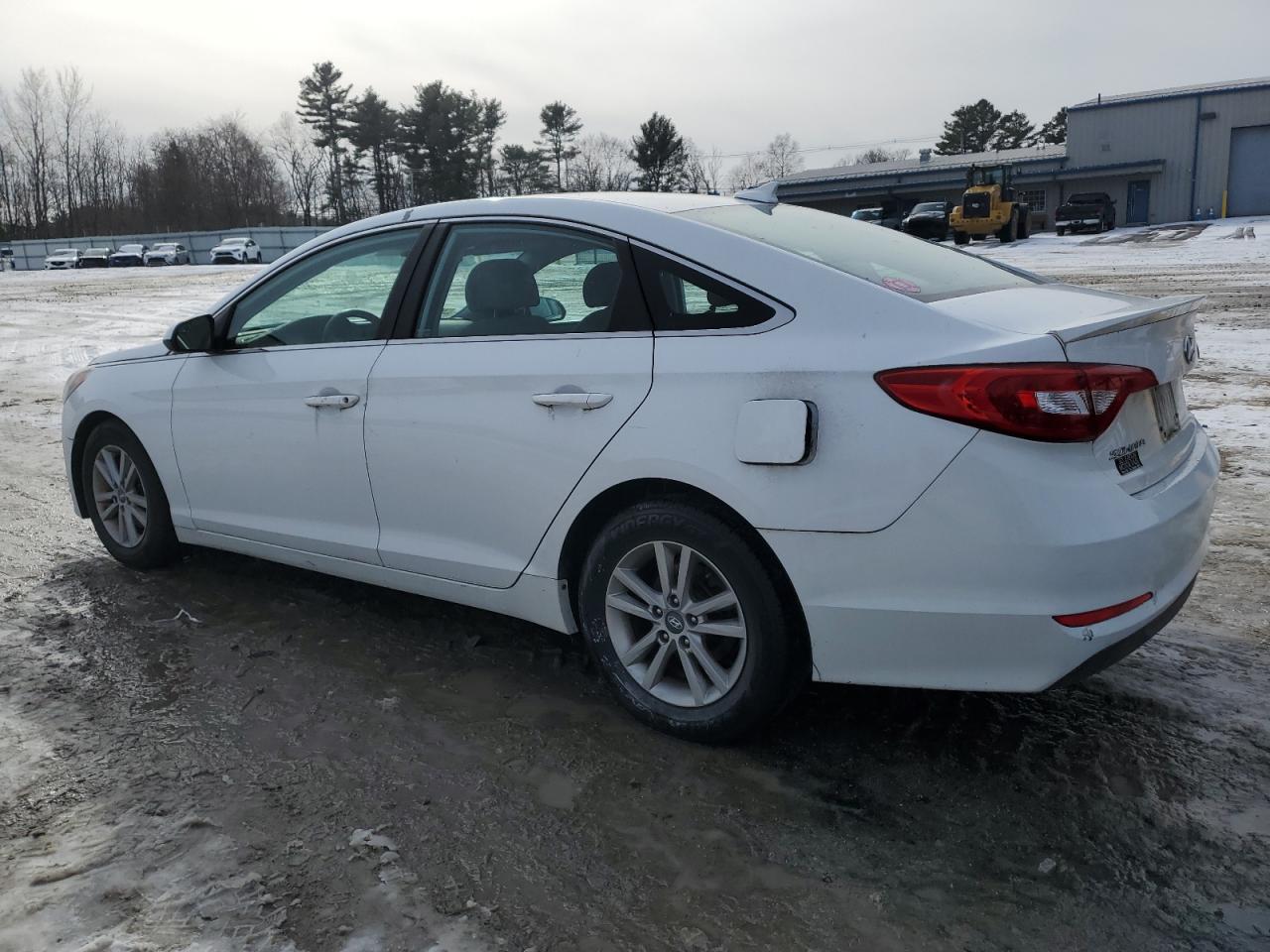 2015 Hyundai Sonata - Image 2