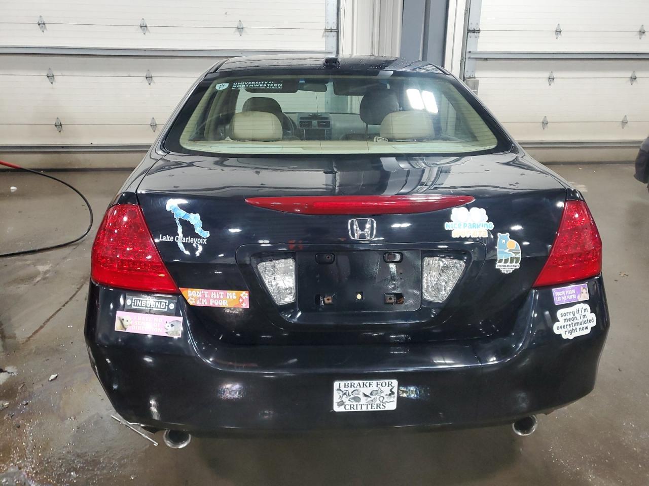 2007 Honda Accord - Image 6
