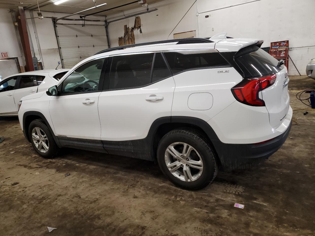 2019 GMC Terrain - Image 2