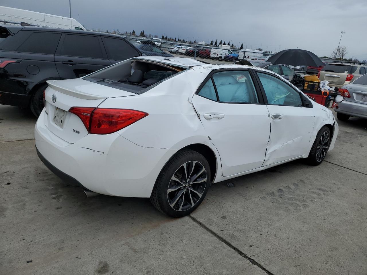 2018 Toyota Corolla - Image 3
