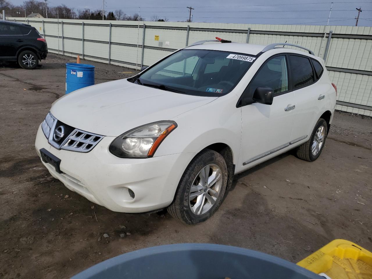 2015 Nissan Rogue - Image 1
