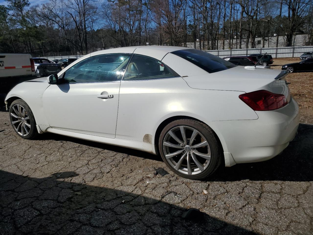 2010 Infiniti G - Image 2