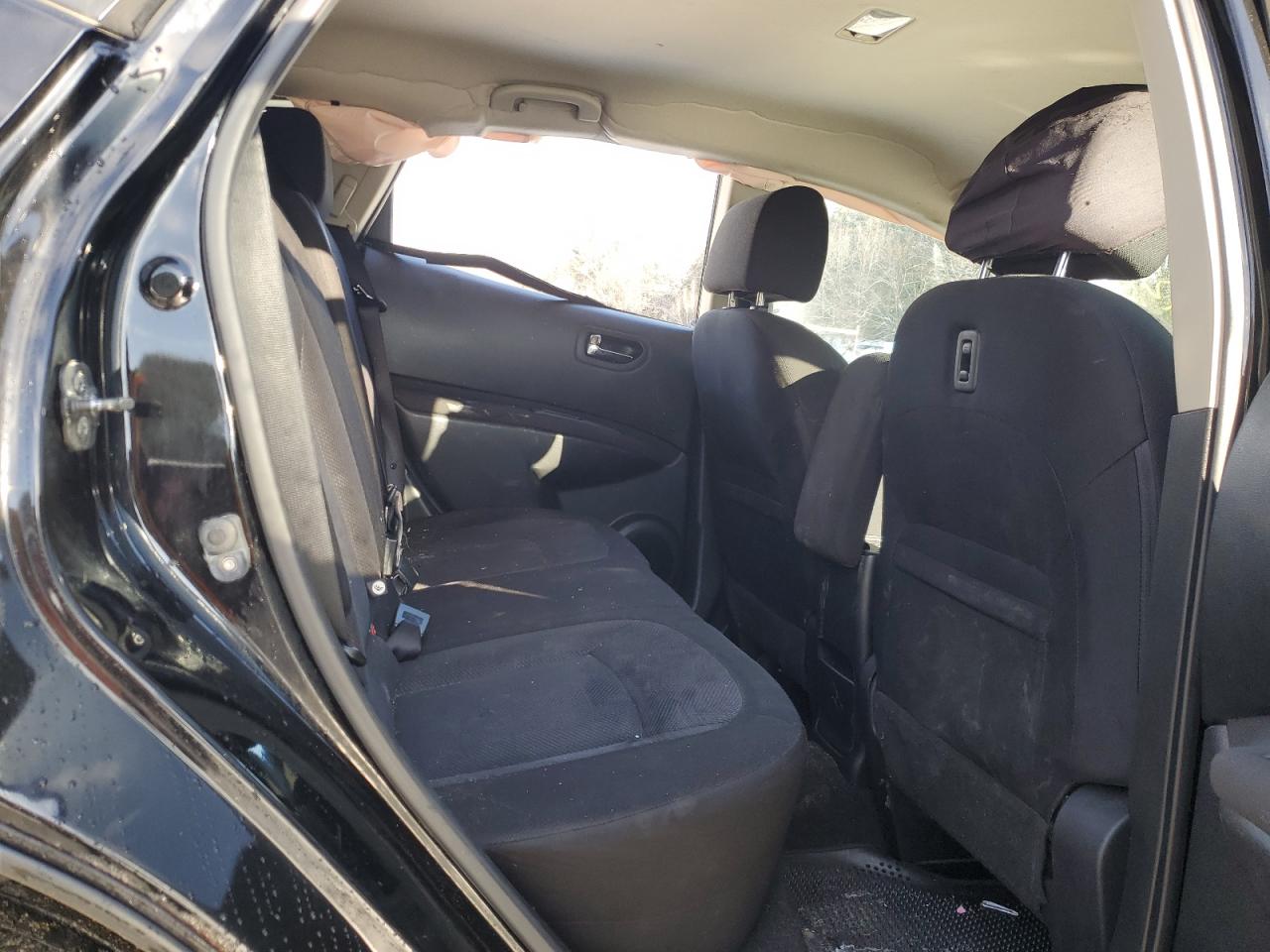 2013 Nissan Rogue - Image 10