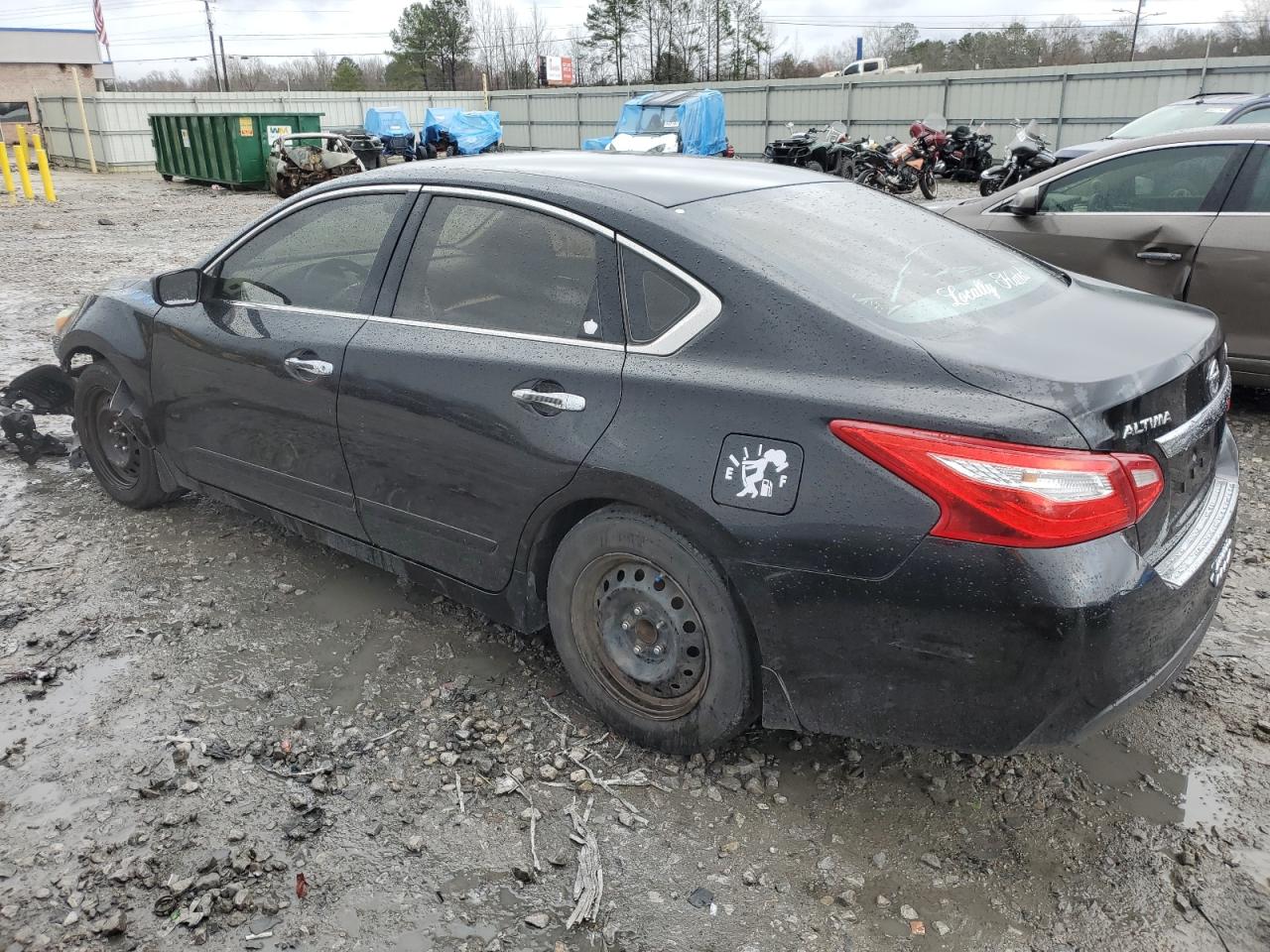 2016 Nissan Altima - Image 2