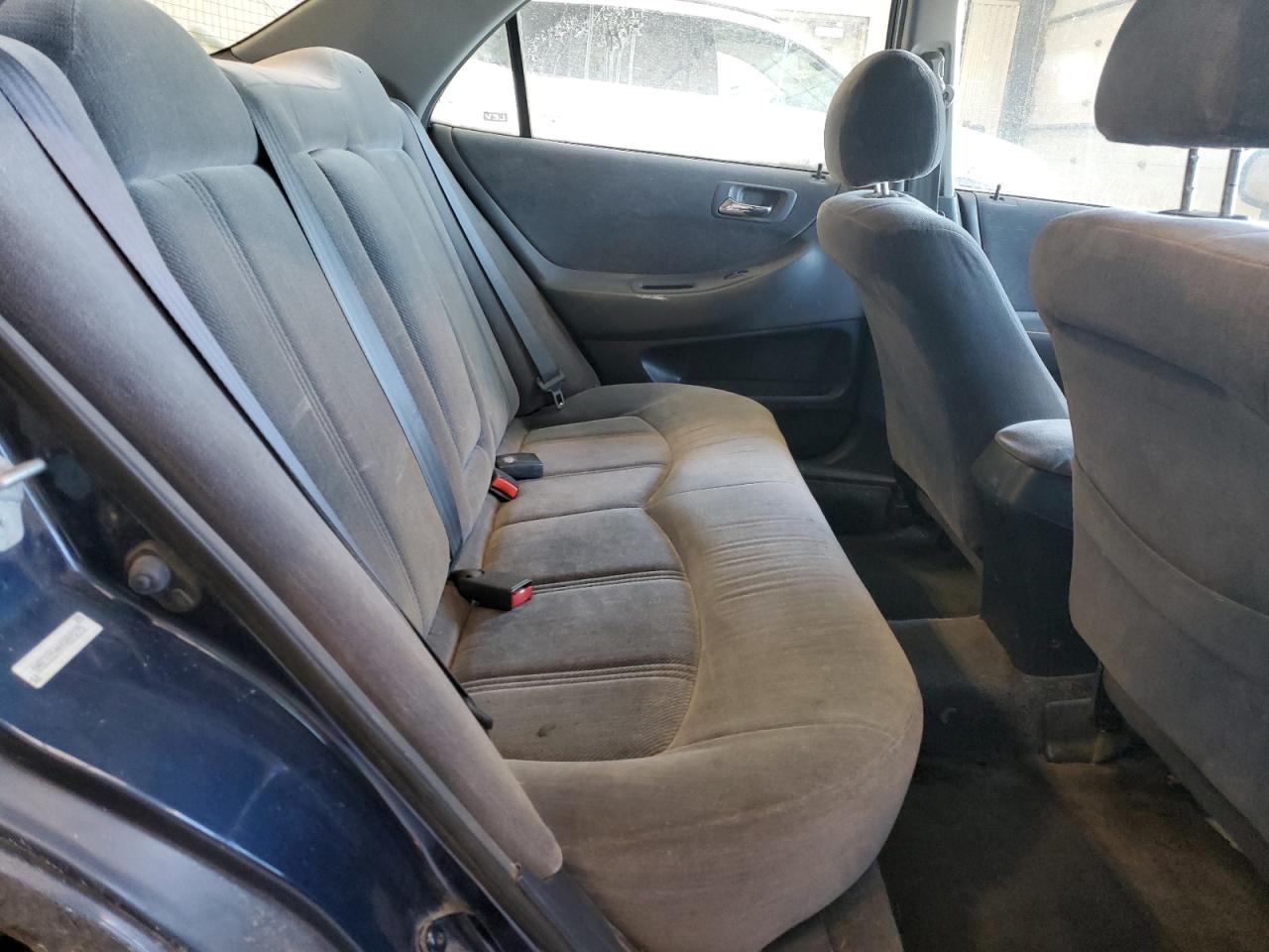 2000 Honda Accord - Image 11