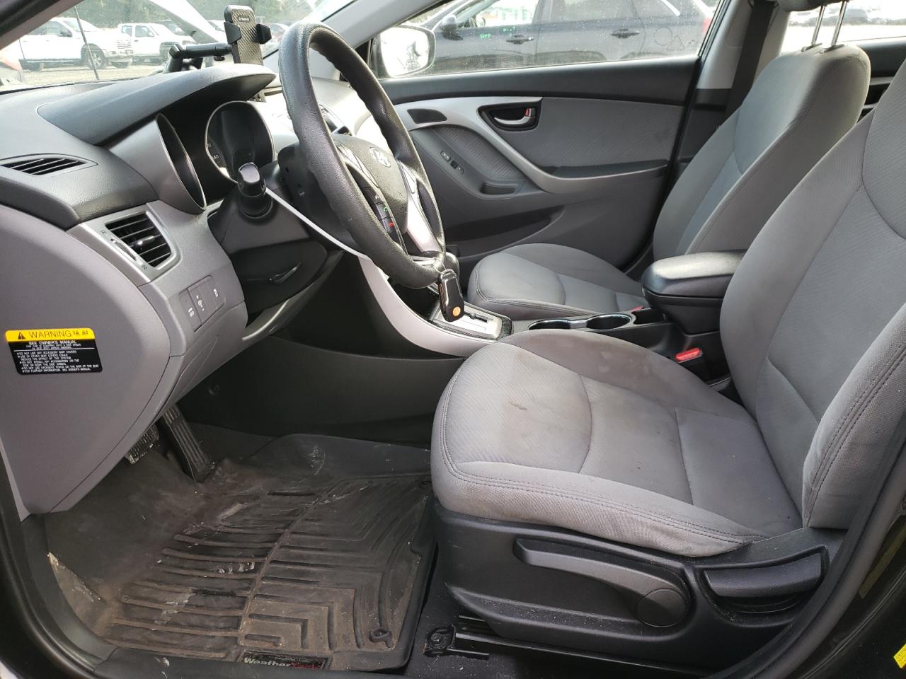 2013 Hyundai Elantra - Image 7
