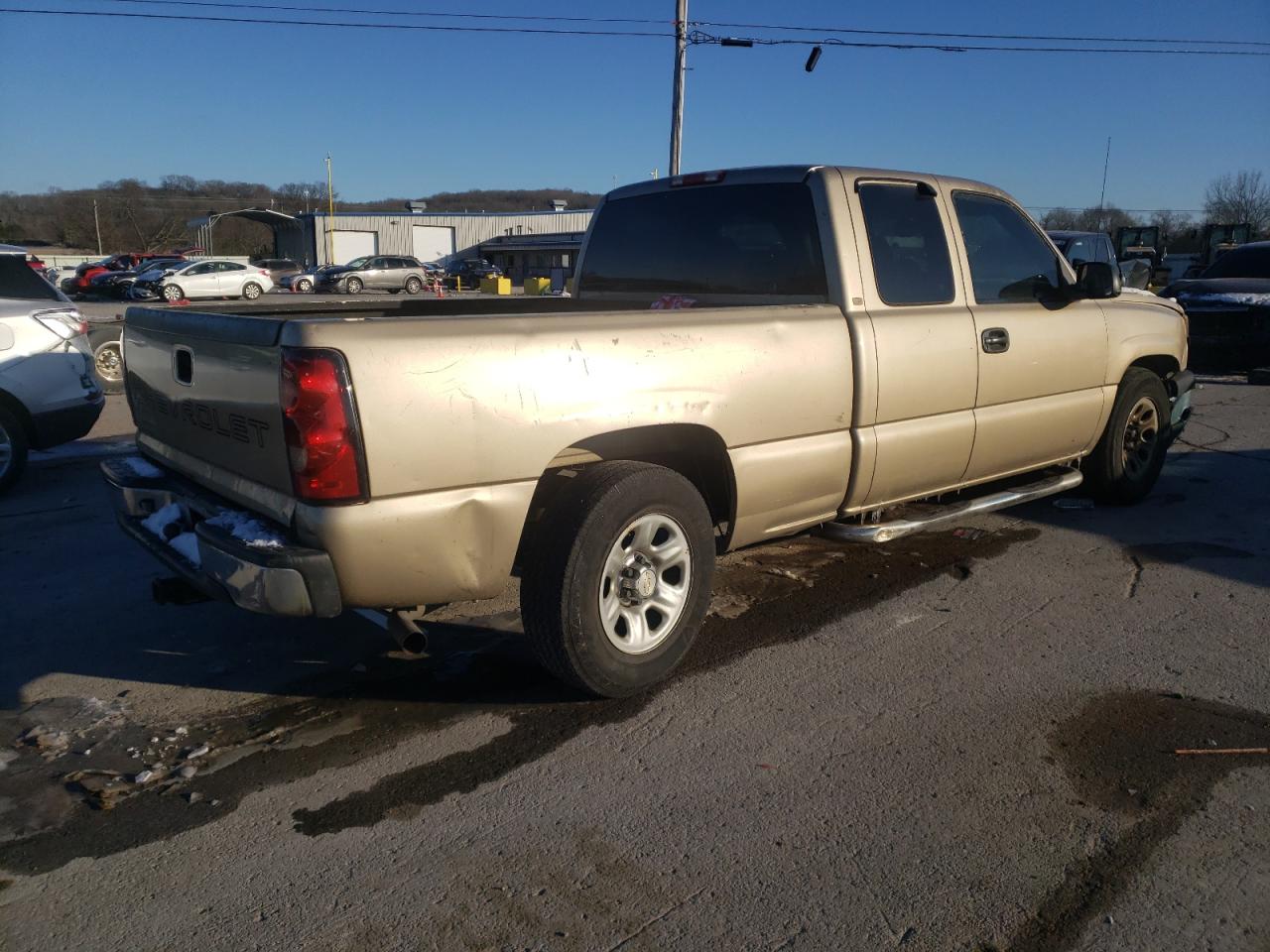 2006 Chevrolet Silverado - Image 3
