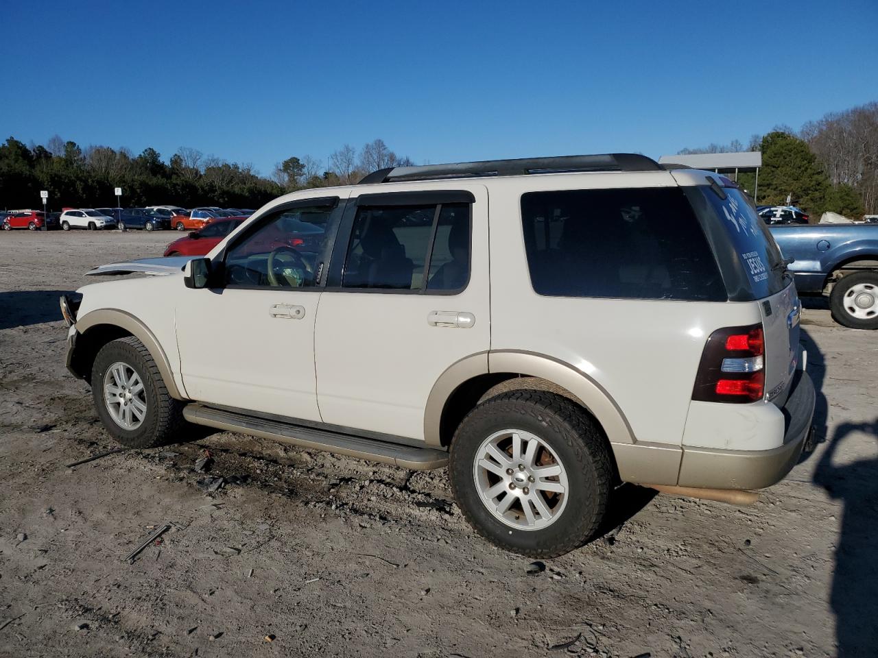 2009 Ford Explorer - Image 2