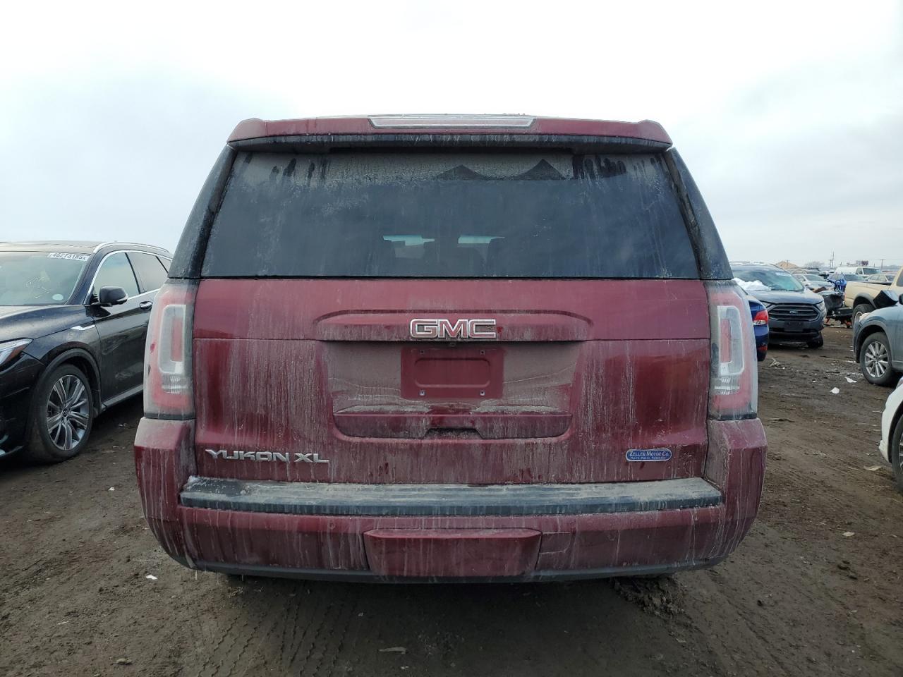 2017 GMC Yukon - Image 6