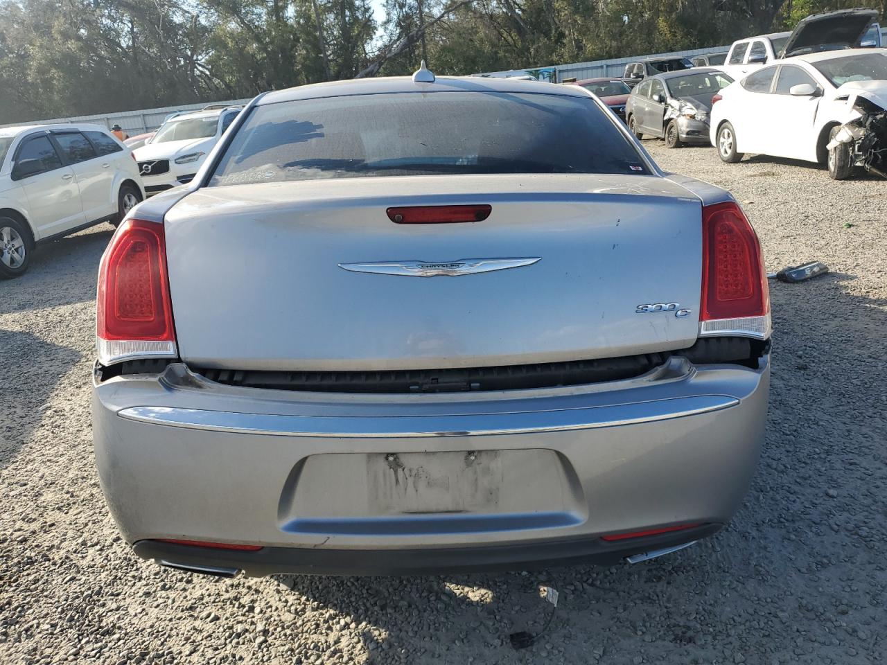 2017 Chrysler 300 - Image 6