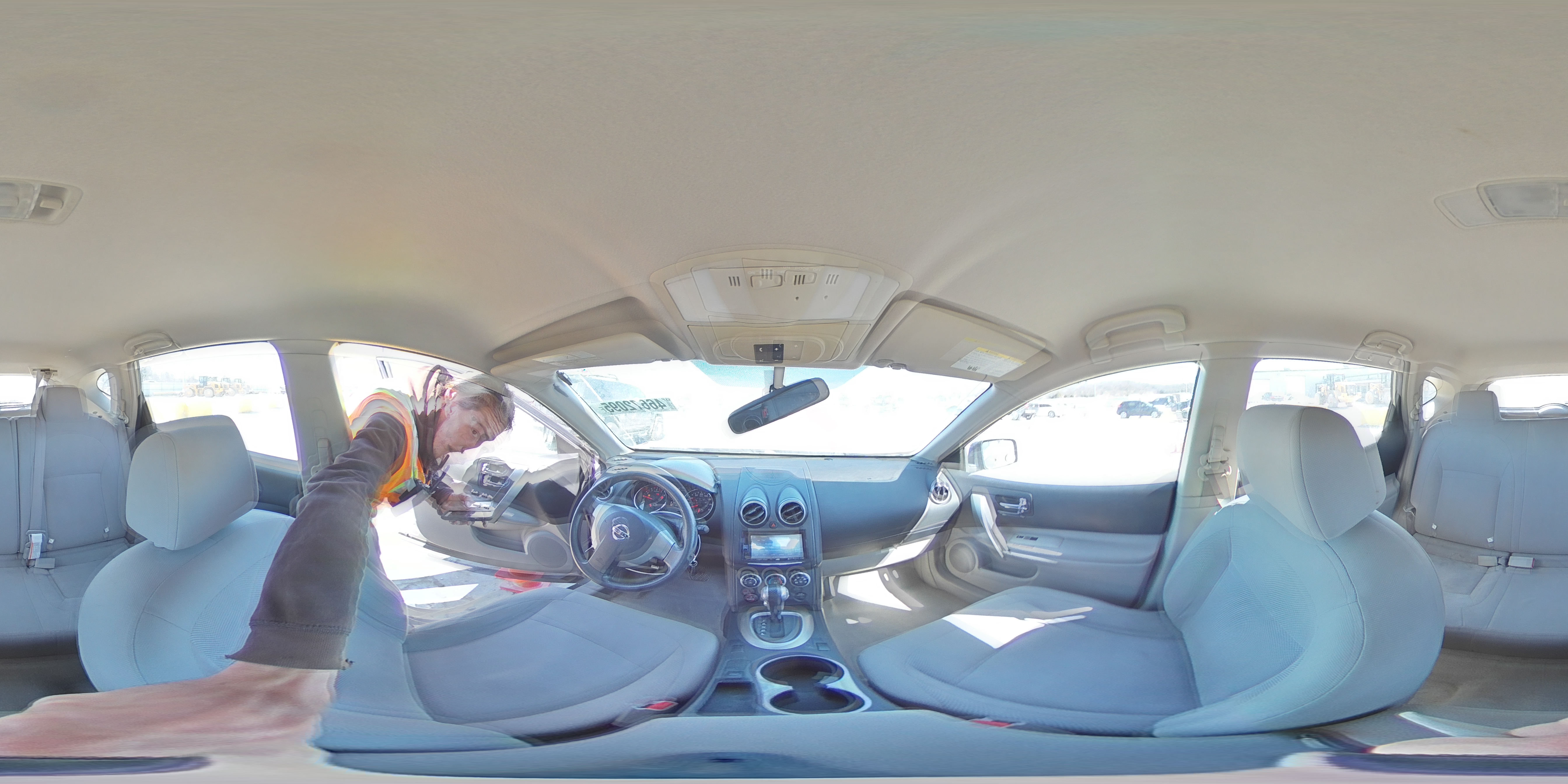 2014 Nissan Rogue - Image 13