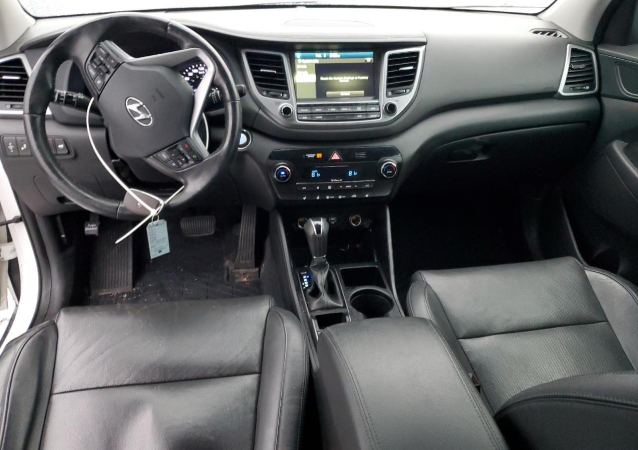 2017 Hyundai Tucson - Image 8