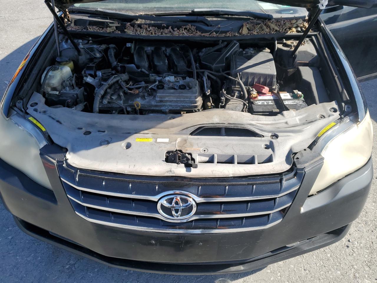 2007 Toyota Avalon - Image 11