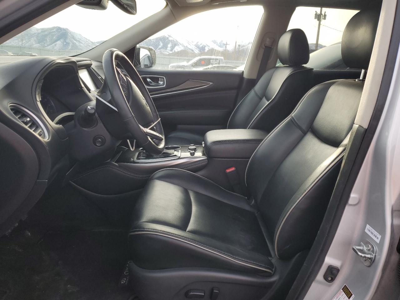 2020 Infiniti QX60 - Image 7