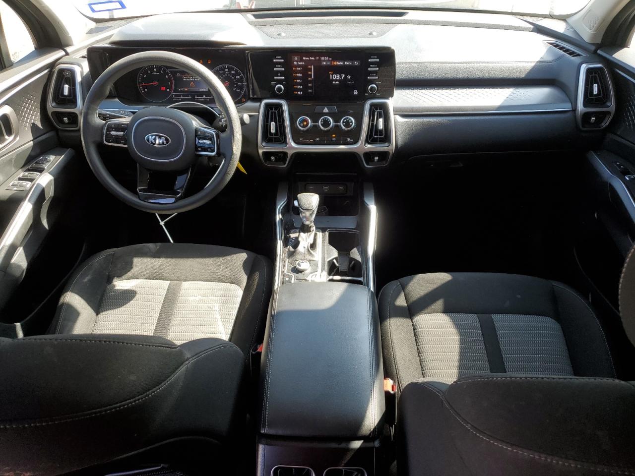 2021 Kia Sorento - Image 8