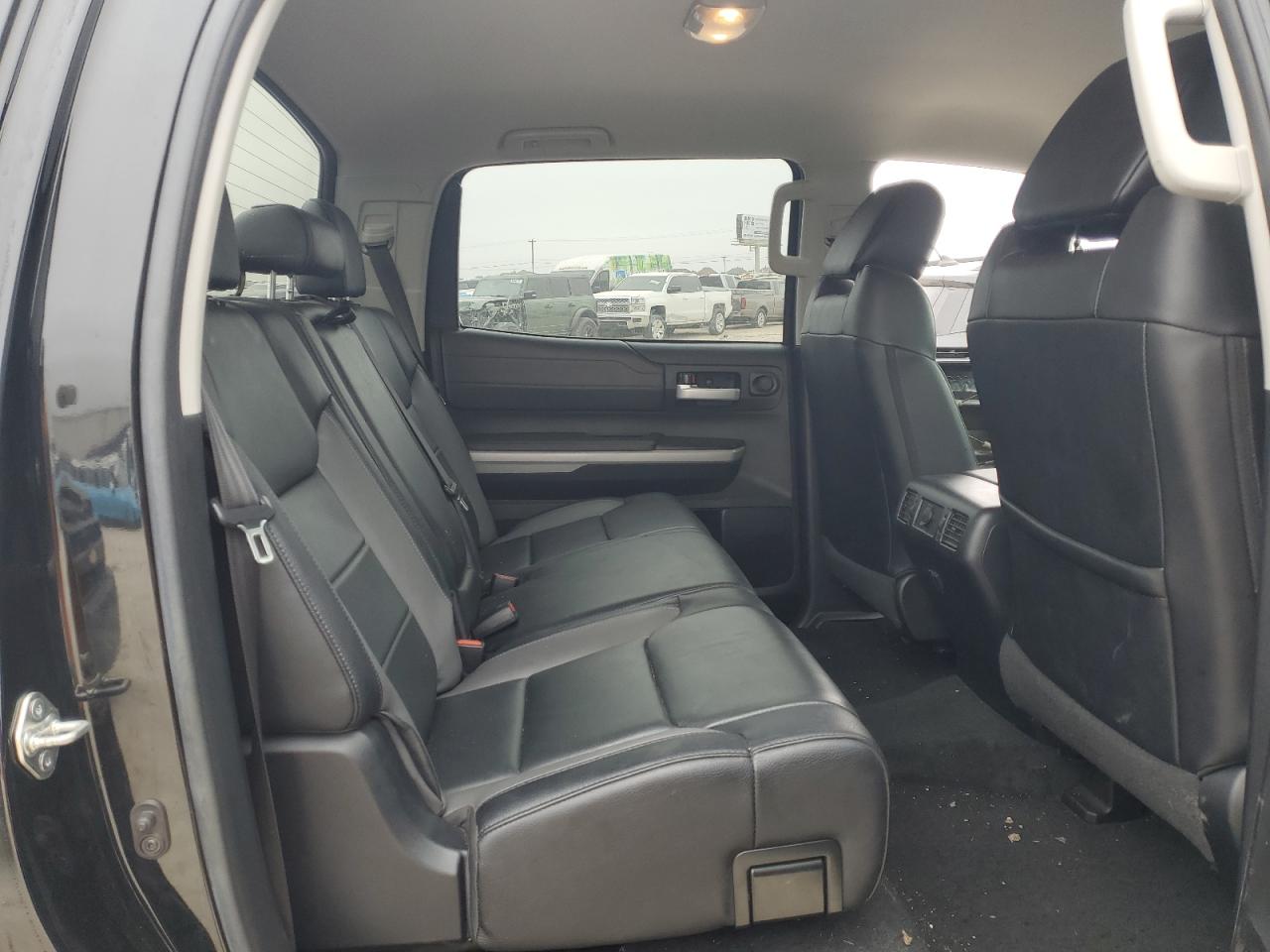 2019 Toyota Tundra - Image 10