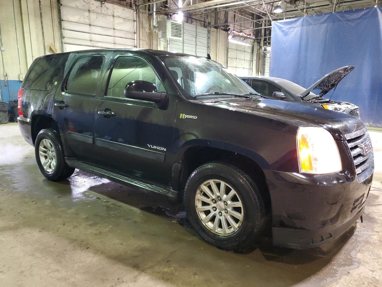 2013 GMC Yukon - Image 4