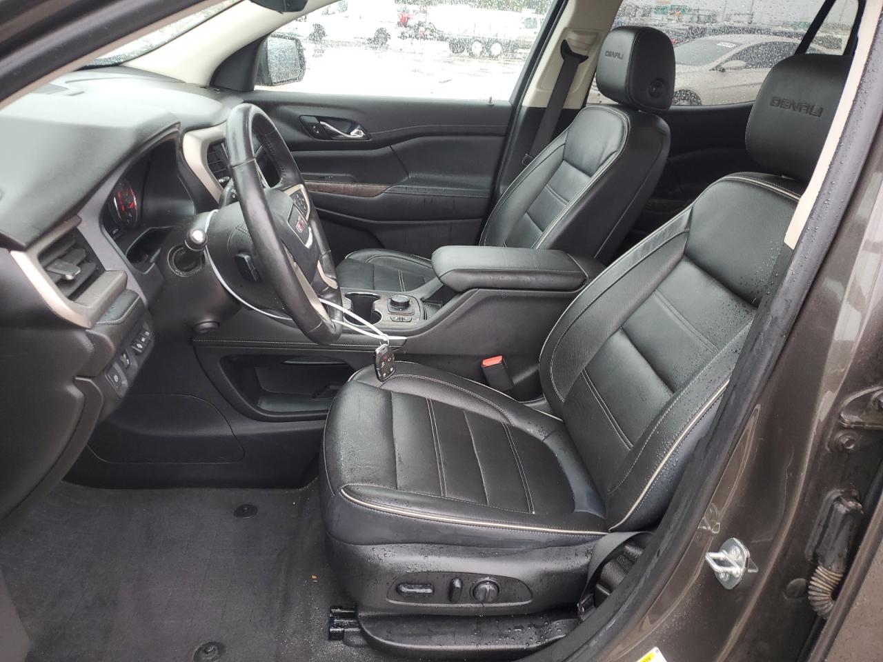 2020 GMC Acadia - Image 7