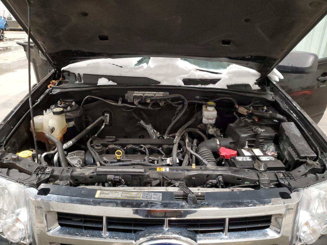 2011 Ford Escape - Image 12