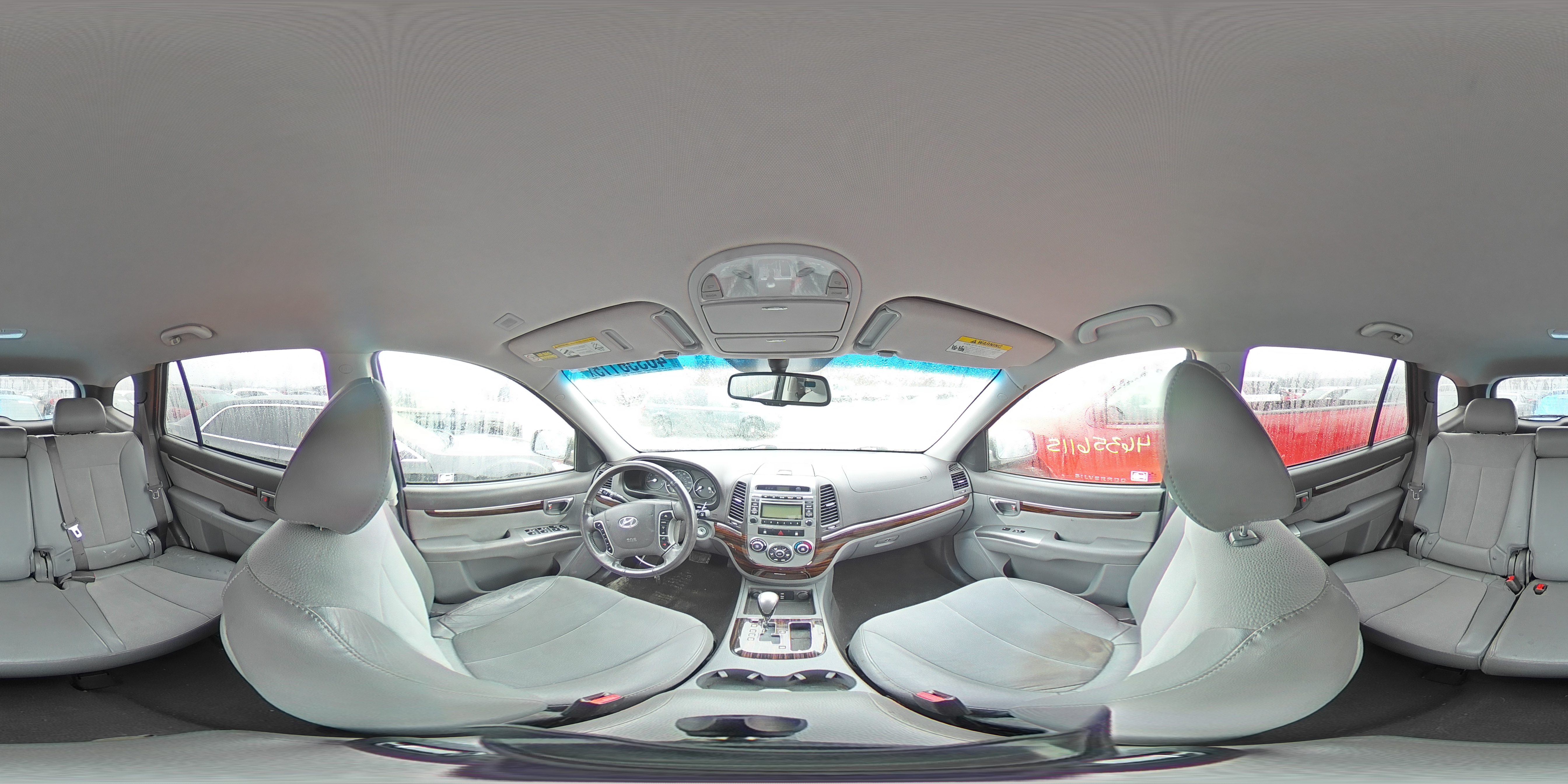 2012 Hyundai Santa Fe - Image 13